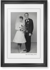 Modern Gallery of One Portrait