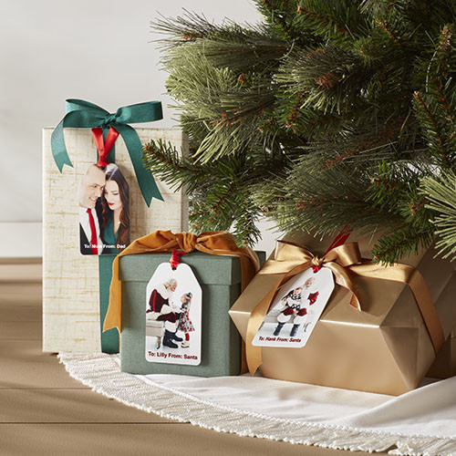 Glowing Garland 3x3 White  Metal Ornament