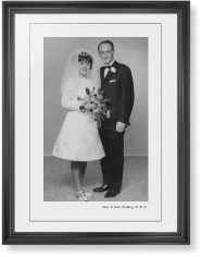 Modern Gallery of One Portrait