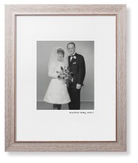 Modern Gallery of One Portrait