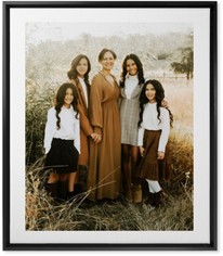 Simple Gallery of One Border Portrait