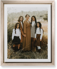 Simple Gallery of One Border Portrait