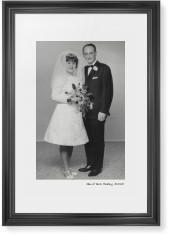 Modern Gallery of One Portrait