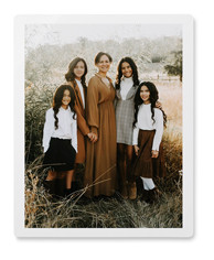 Simple Gallery of One Border Portrait