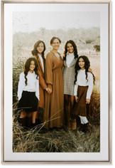 Simple Gallery of One Border Portrait