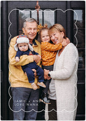 Scallop Border Portrait