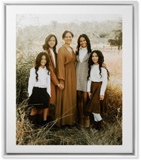 Simple Gallery of One Border Portrait