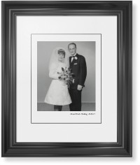 Modern Gallery of One Portrait