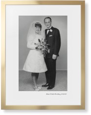 Modern Gallery of One Portrait