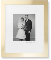 Modern Gallery of One Portrait