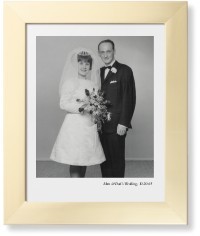 Modern Gallery of One Portrait