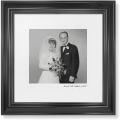 Modern Gallery of One Portrait