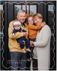 Scallop Border Portrait