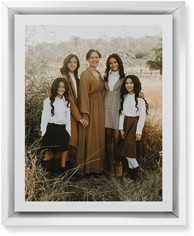 Simple Gallery of One Border Portrait