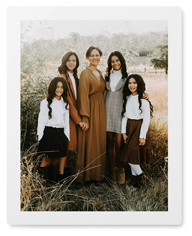 Simple Gallery of One Border Portrait