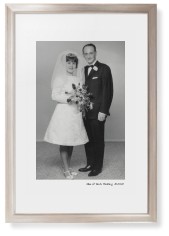 Modern Gallery of One Portrait