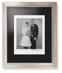 Modern Gallery of One Portrait