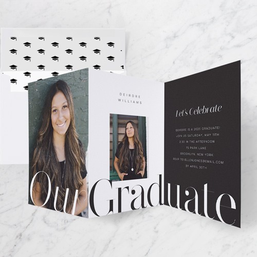 Elegant Contrast 5x7 Black  Graduation Invitation